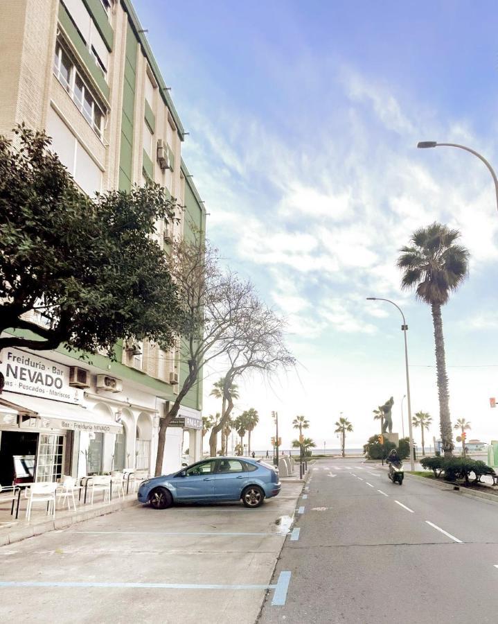 Holidays2Malaga Tomas De Echeverria 150 Mts To Beach & High Speed Wifi & Parkingアパートメント エクステリア 写真